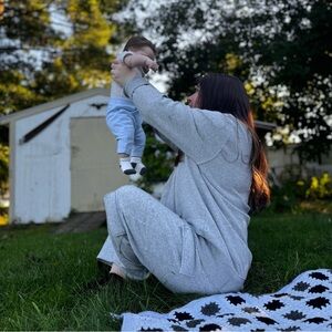 Meet your Posher, Jewel